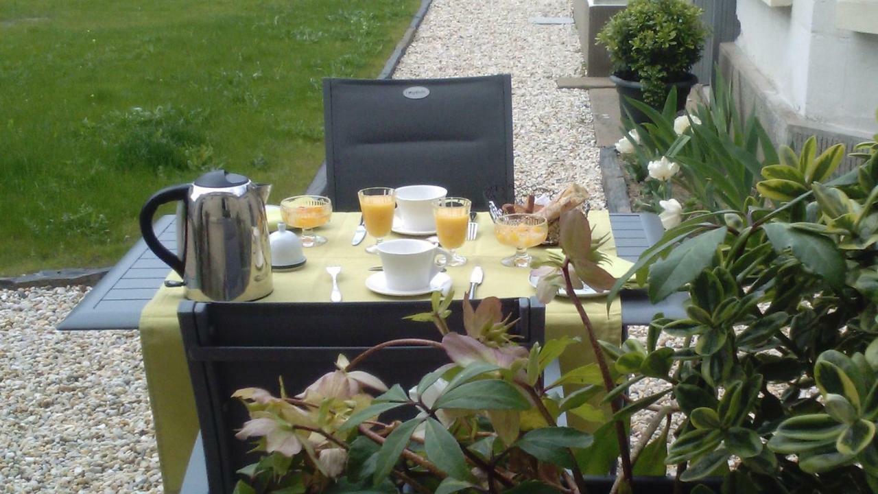 La Petite Echauguette Bed & Breakfast Jumelles  Bagian luar foto