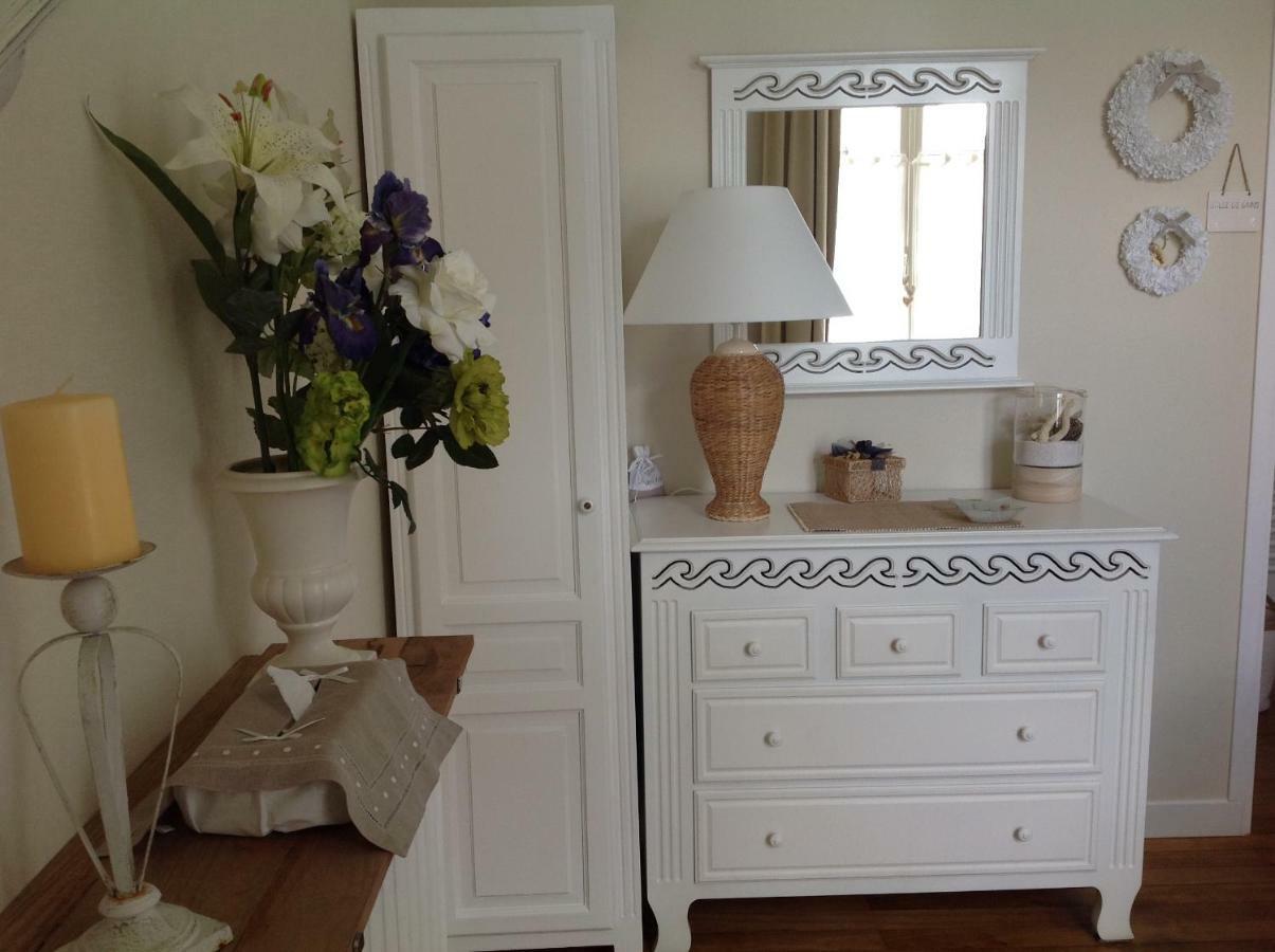 La Petite Echauguette Bed & Breakfast Jumelles  Bagian luar foto